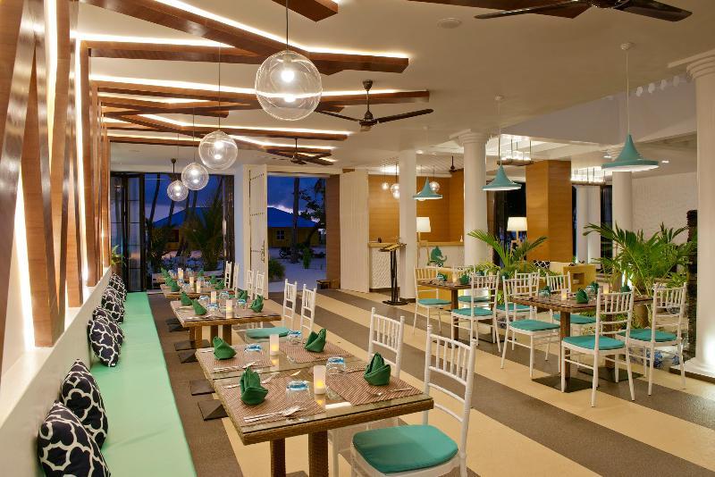 Crystal Sands Beach Hotel At Maafushi Exterior foto
